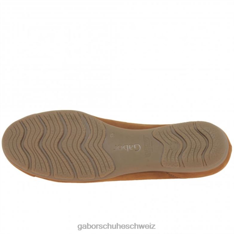 Schuhwerk Frauen Gabor Brandy-Nubuk Freizeitschuhe mit gestanzten Details und Rüschen XTX0278